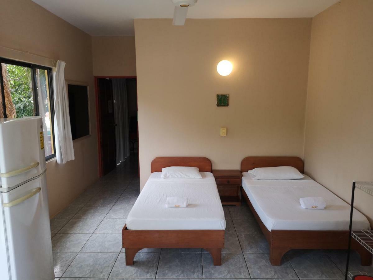 Hotel Nany Brasilito Esterno foto